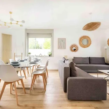 Ferienhaus Maison Independante Au Croise Laroche *